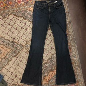 Lucky Brand Flare Jeans 🍀
